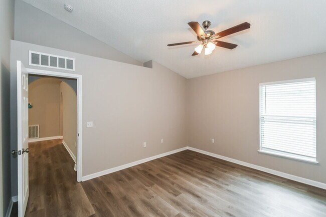 Building Photo - 2167 Wiley Oaks Ln