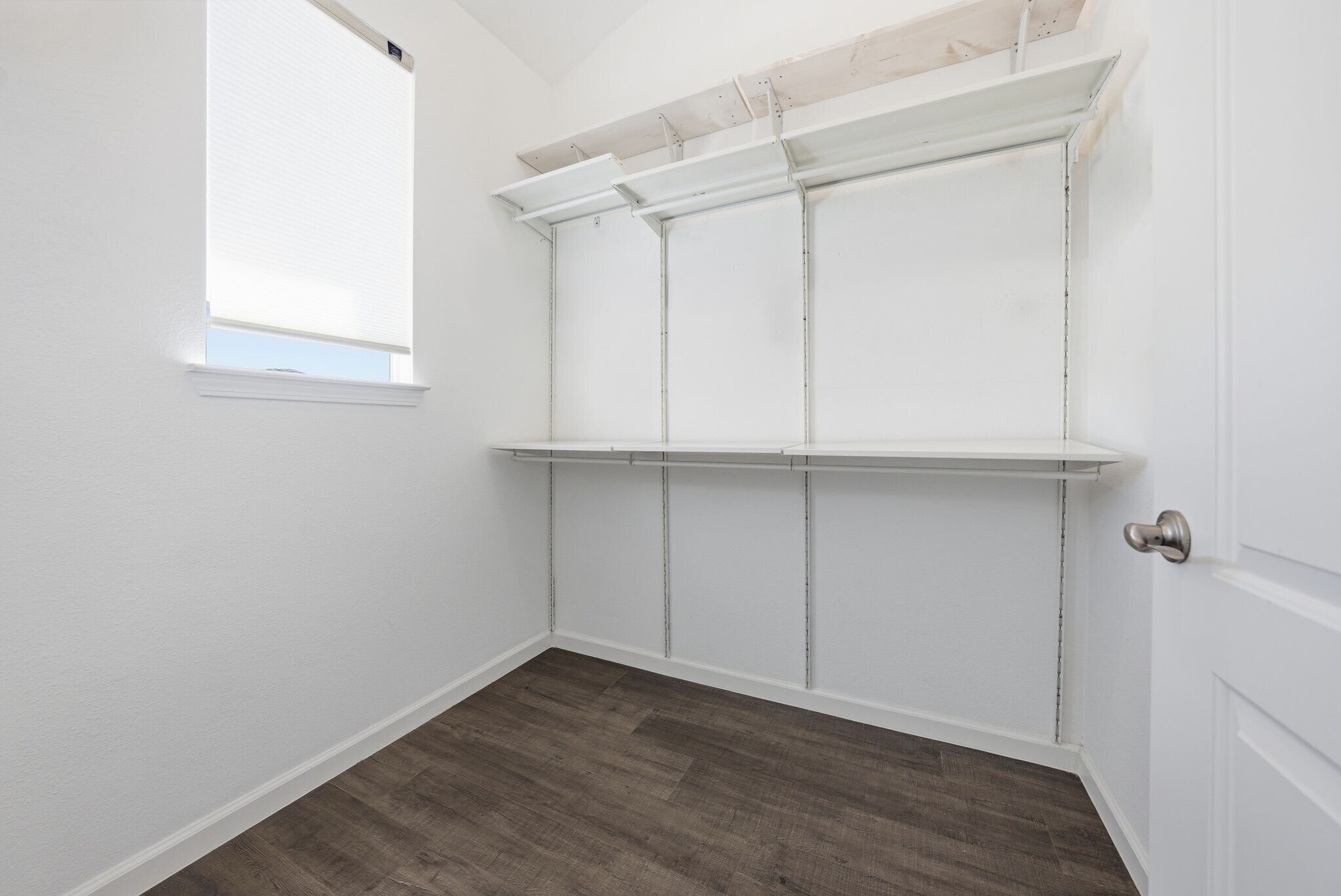 Building Photo - 817 Estancia Ter