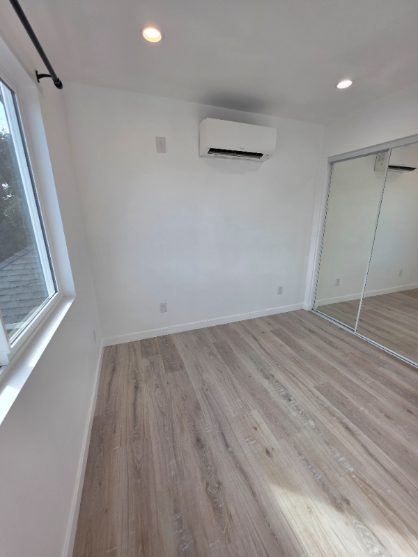 Building Photo - 2895 Canal Ave