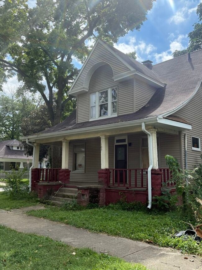 Building Photo - 105 N Illinois St