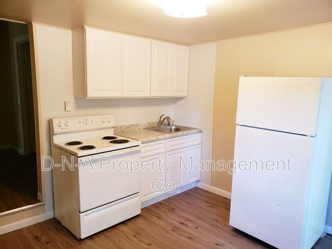 Building Photo - 3910 PA-447