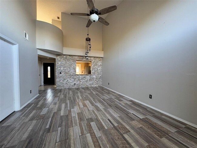 Building Photo - 3330 Sandy Shore Ln