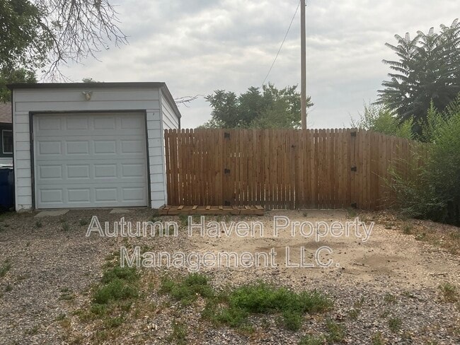 Building Photo - 7436 Knox Ct