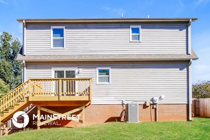 Building Photo - 112 Southoak Dr