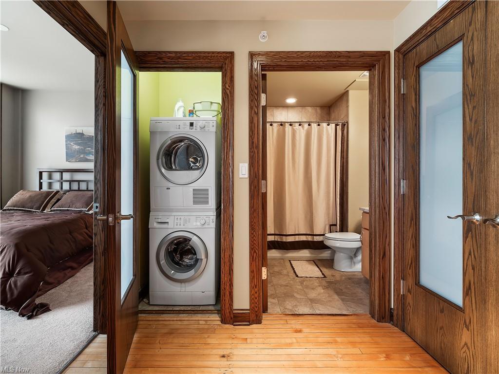 Building Photo - 140 Public Sq