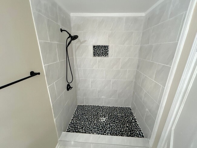 Building Photo - 3437 Walnut Grove Rd