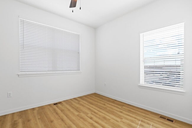Building Photo - 1 Month Free! Brand New Townhomes in the h...