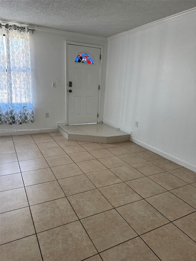 Building Photo - 2091 W 54th Terrace