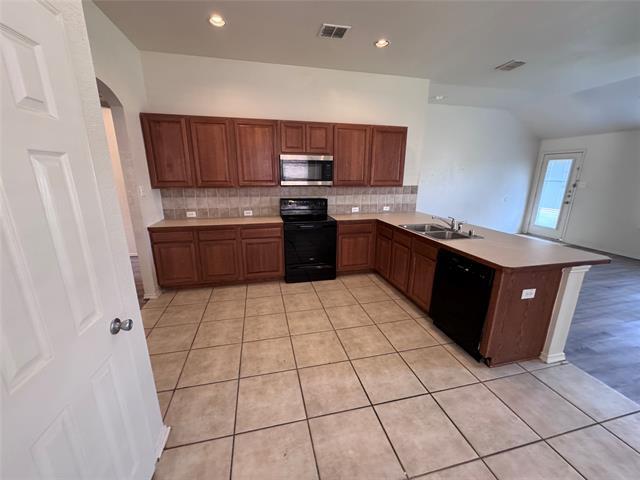 Building Photo - 2110 Fresia Ln