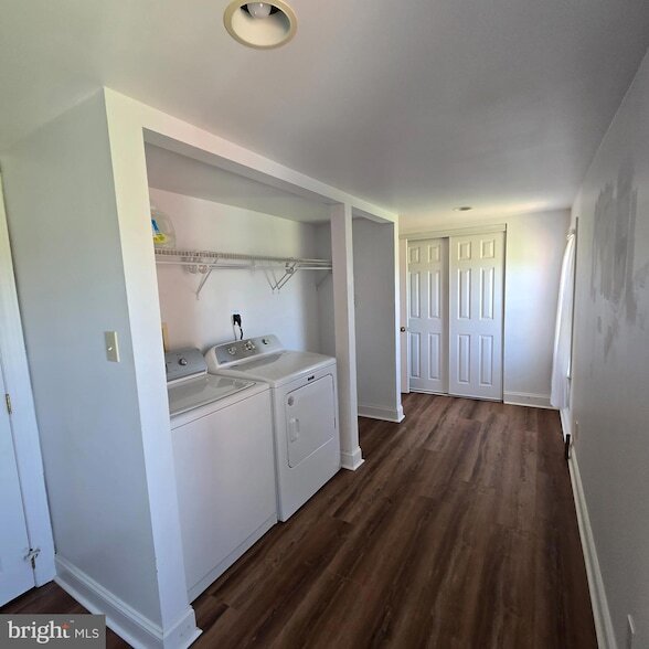 Building Photo - 8293 Leetown Rd