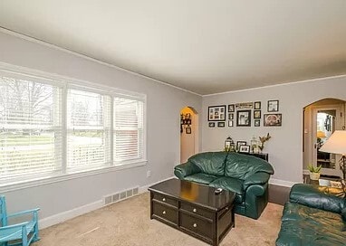 Living Room - 2508 Westover Blvd