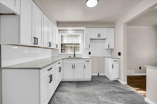 Building Photo - 14188 Collingham Dr