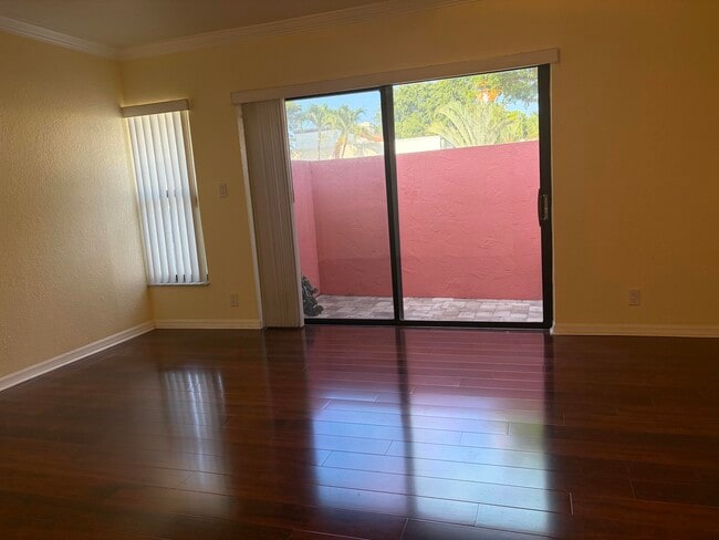 Building Photo - 21435 Campo Allegro Dr