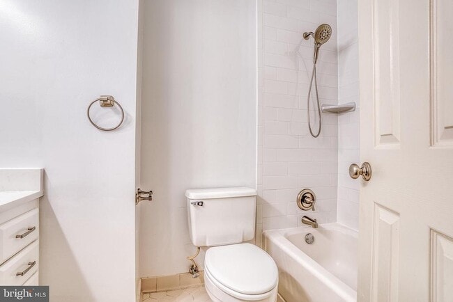 Building Photo - 112 Gretna Green Ct
