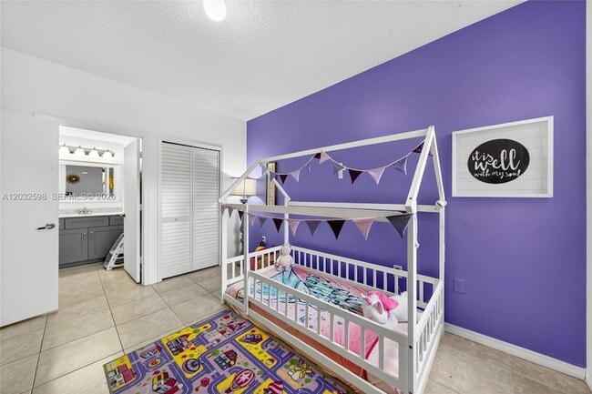 Building Photo - 6670 NW 114th Ave