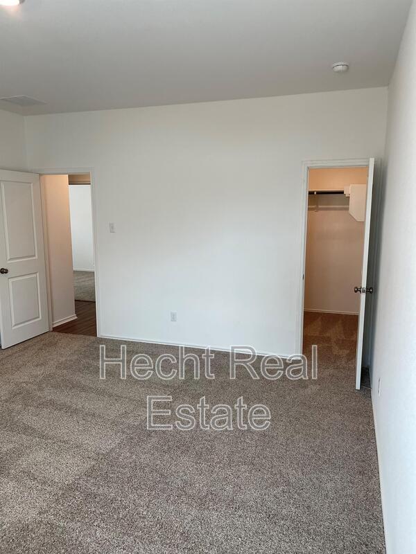 Building Photo - 10646 Vinateros Dr