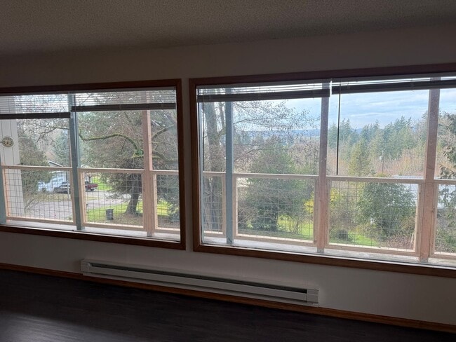 Building Photo - Hunter - Anderson Road