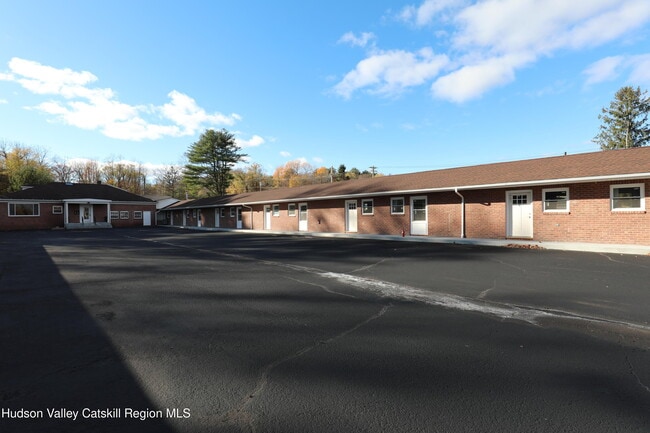 Building Photo - 14311 US-9W