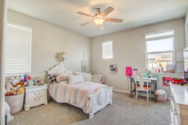 Building Photo - 5706 Desert Mallow St