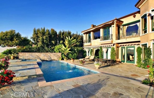 Building Photo - 59 Montecito Dr