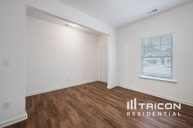 Building Photo - 135 Chapel Meadow Ln SW