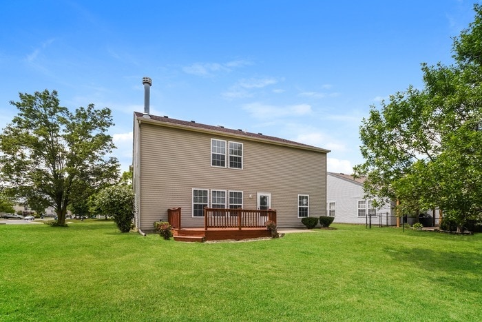 Building Photo - 5851 N Quincy Dr