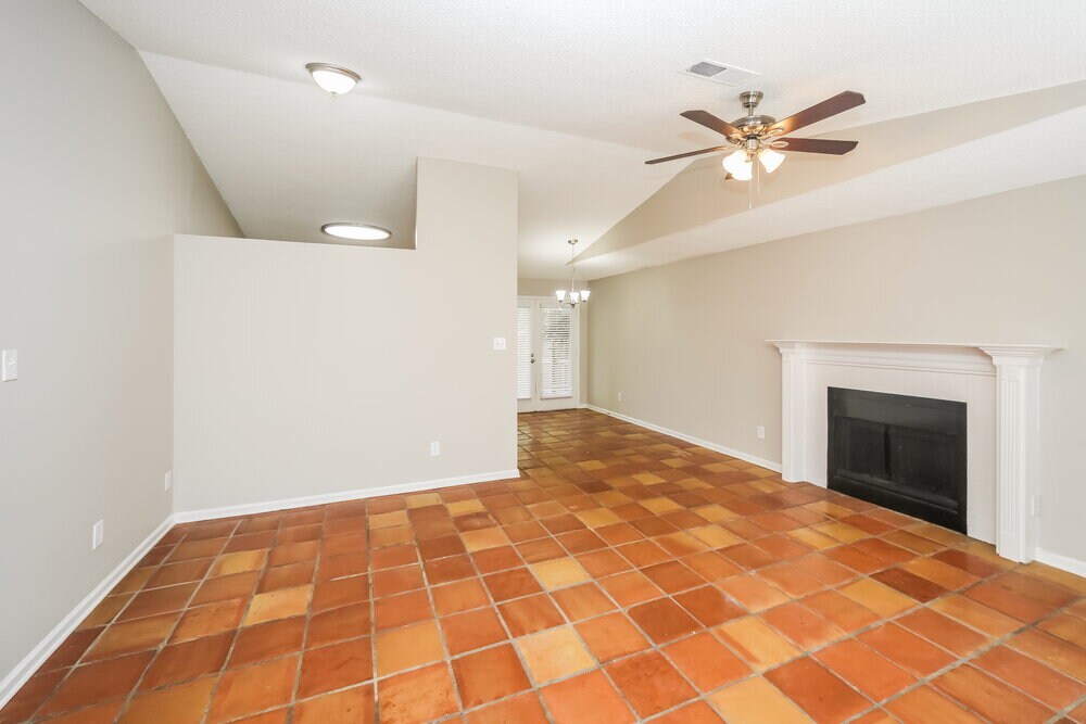 Building Photo - 7203 Atterbury Cir E