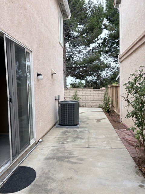 Building Photo - 9440 Capricorn Way