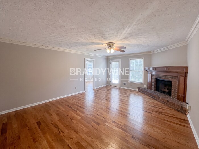 Building Photo - 5907 Princess Ln NW
