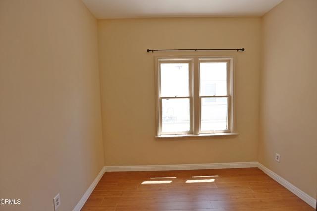 Building Photo - 126 S Olive Ave