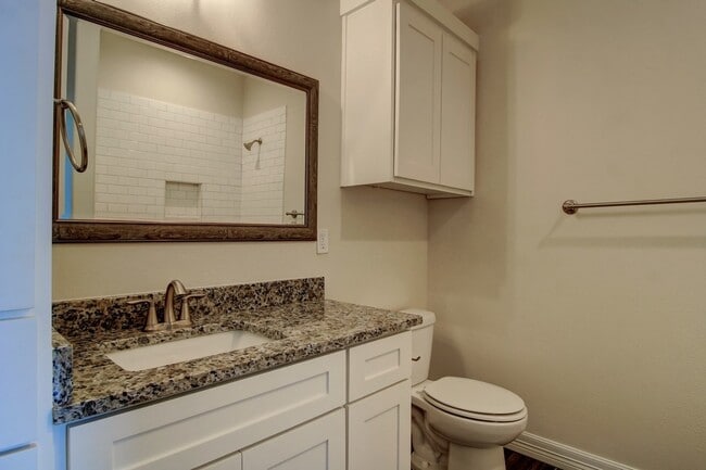 Building Photo - 6701 Stuyvesant Ct