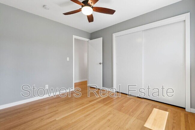 Building Photo - 1099 Larch Ave