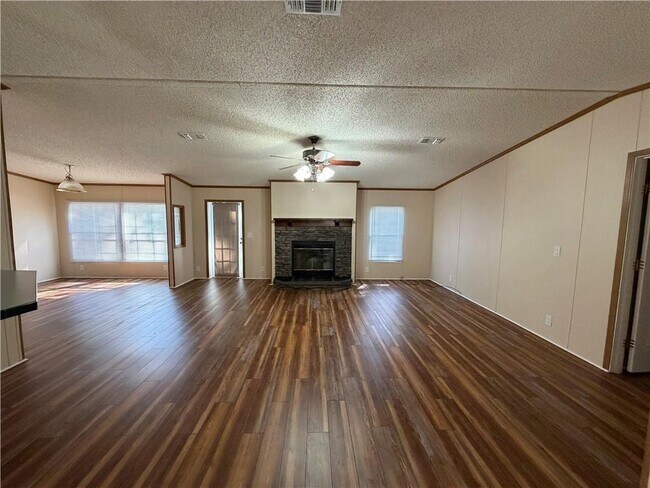 Building Photo - 1168 Lang NE Ln