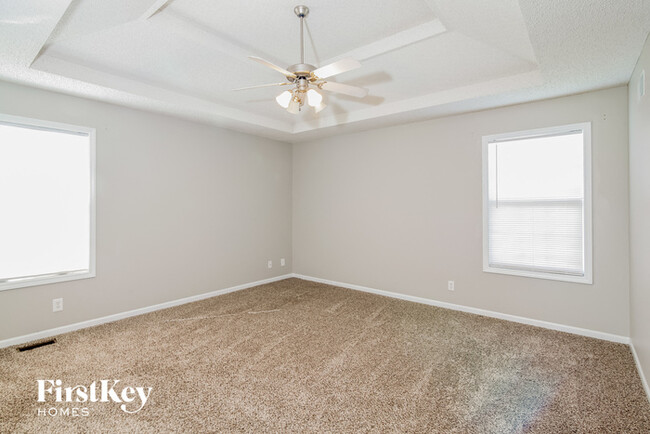 Building Photo - 812 Emerson Dr