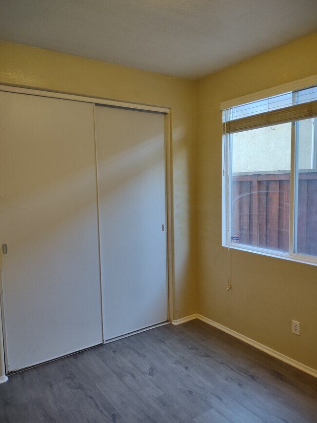 Building Photo - 40543 Chantemar Way