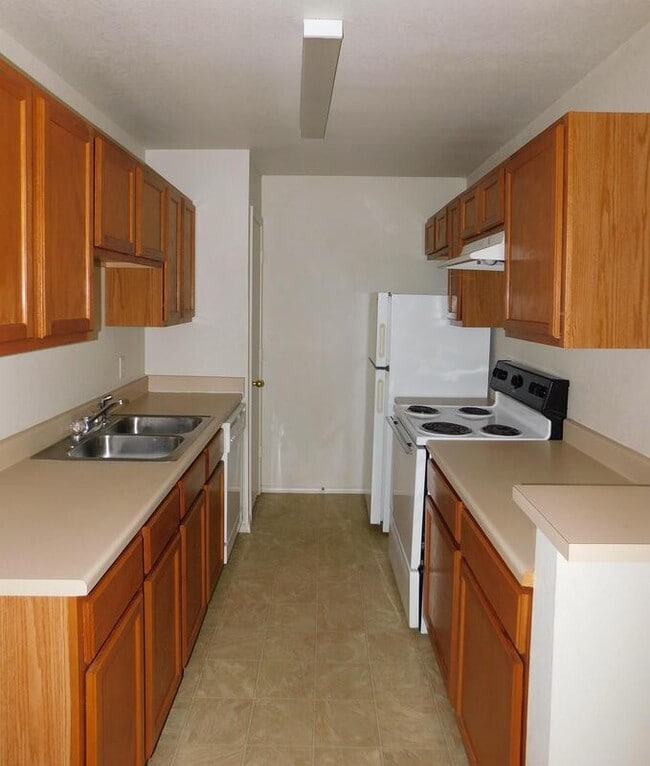 Building Photo - 301 A Crk