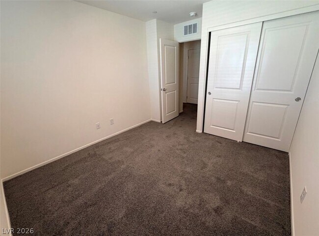 Building Photo - 4980 Apple Mesa Ave