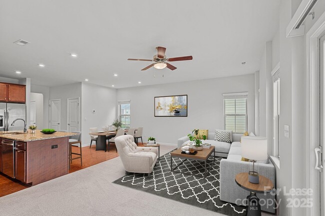 Building Photo - 206 Scenic View Ln