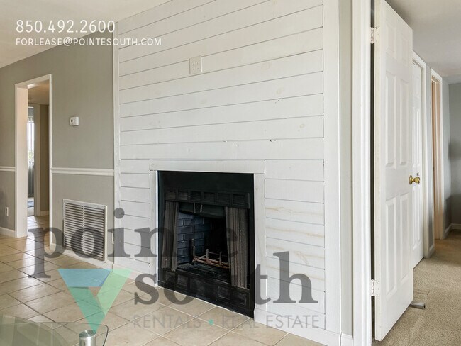 Building Photo - 14100 River Rd