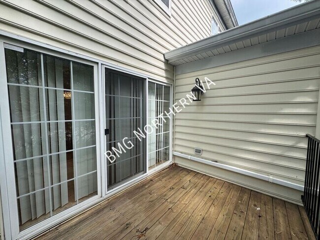 Building Photo - 1520 Northern Neck Dr