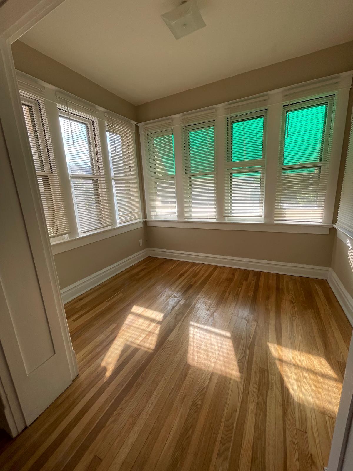 sunroom - 5909 S Kingshighway Blvd