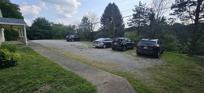 Building Photo - 1027 Cochran Mill Rd