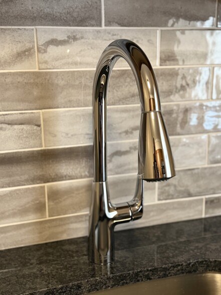 Northgate Renovated Kitchen Tile Backsplash - Northgate/Southgate