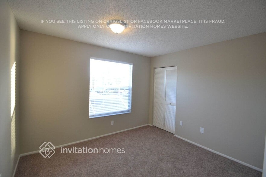 Building Photo - 11224 Moonvalley Way