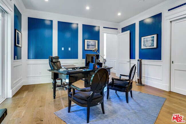 Building Photo - 19633 Wells Dr