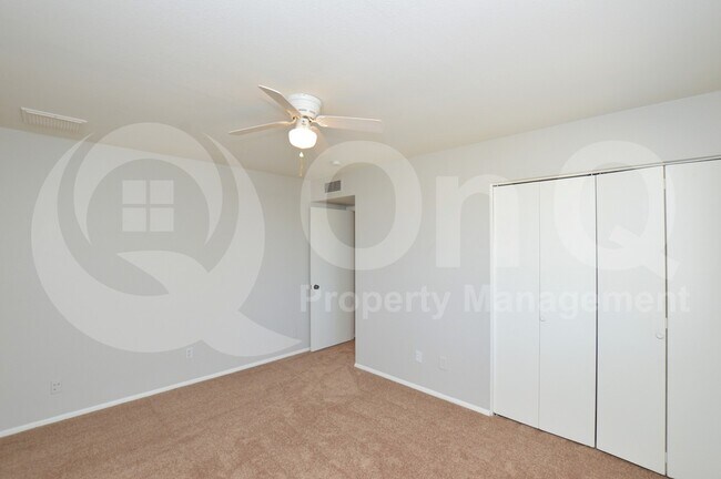 Building Photo - 1623 E Palmcroft Dr