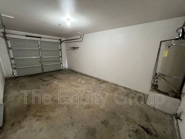 Building Photo - 1424 Cottage Pl