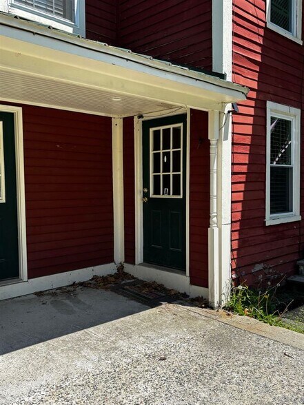Building Photo - 23 Ashuelot St