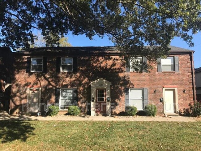 Primary Photo - 1805 Jamestown Rd