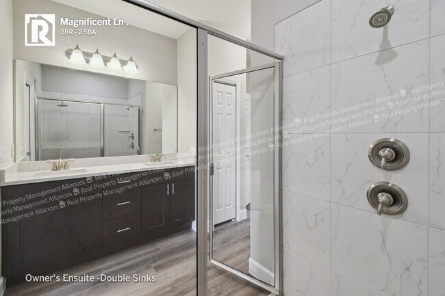 Building Photo - Modern Corner Townhome where Comfort Meets...